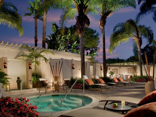 Sea-Spa-Patio-at-Loews-Coronado-Bay