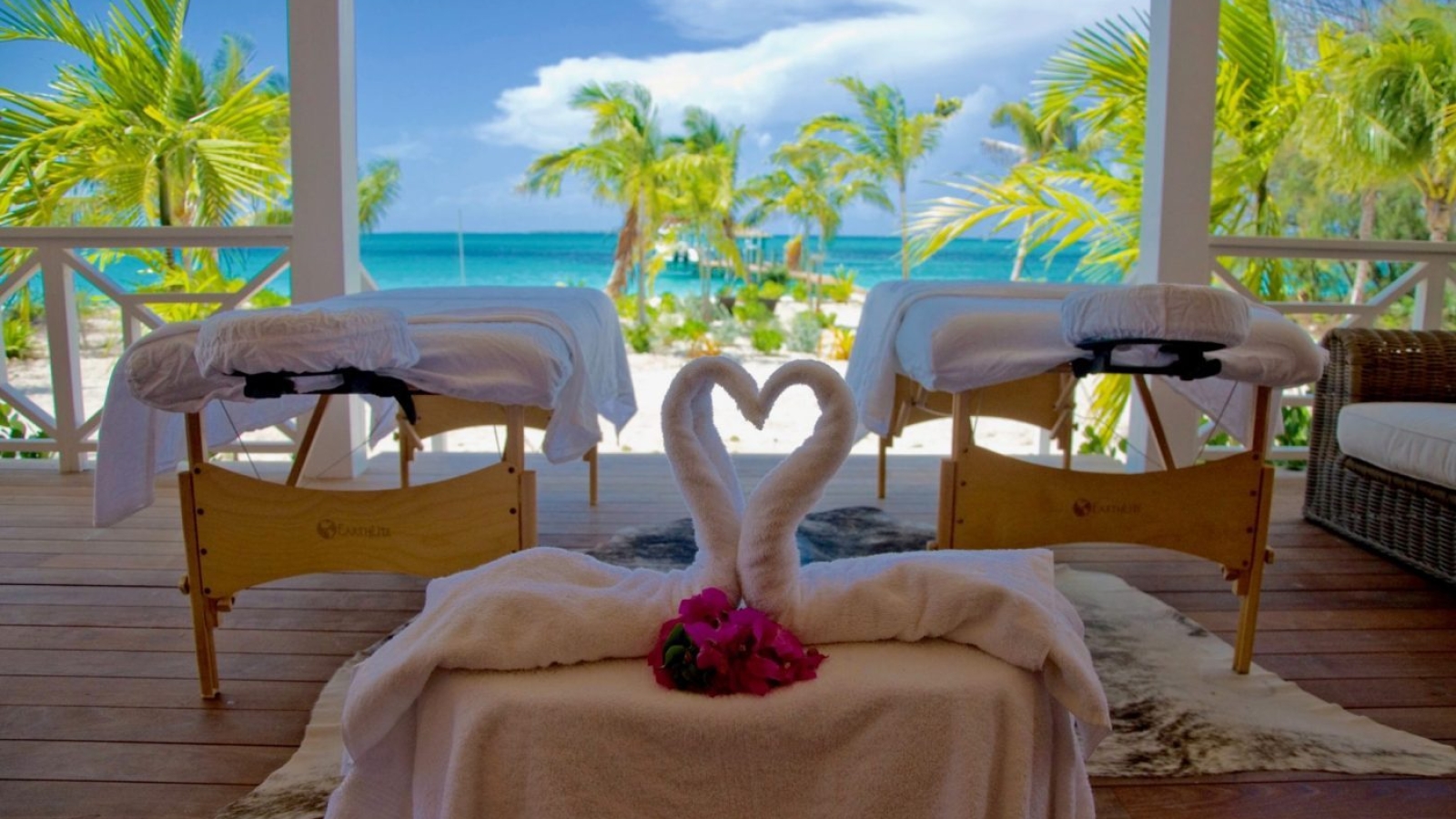 exuma-massage-at-house-e1536116465319